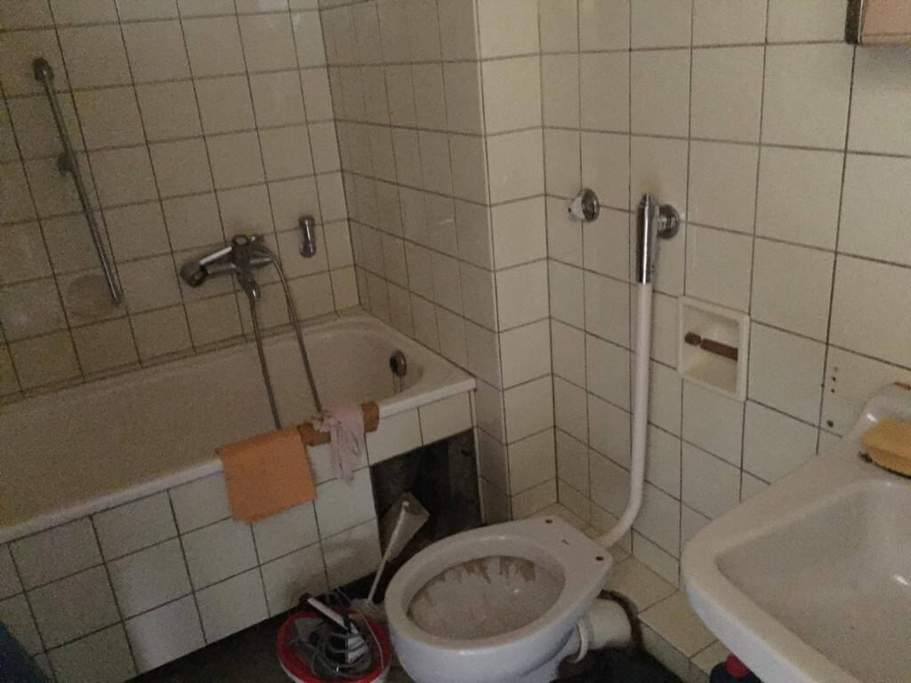 Badezimmer vorher