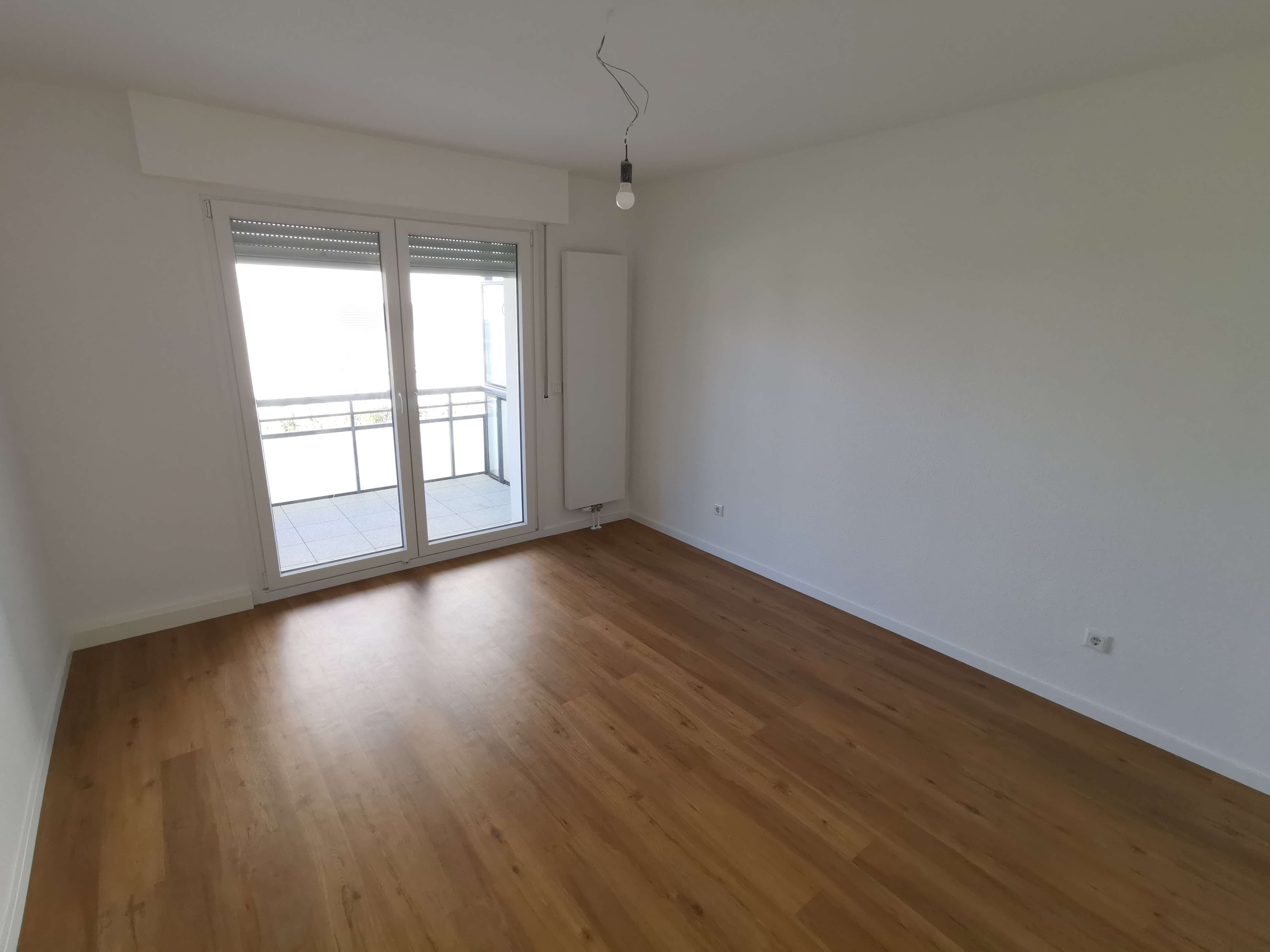 Zimmer mit Balkon nachher