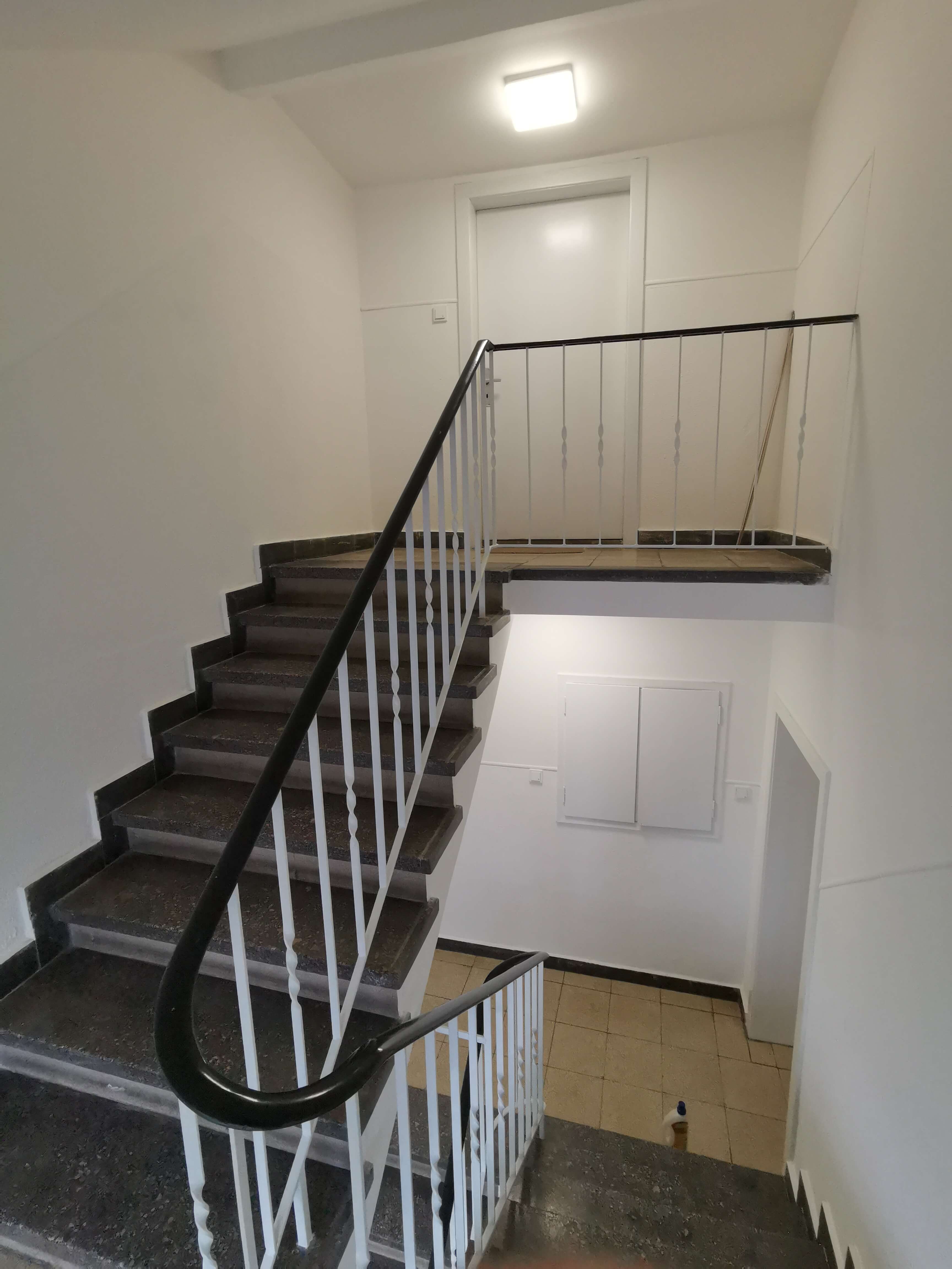 Saniertes Treppenhaus nachher